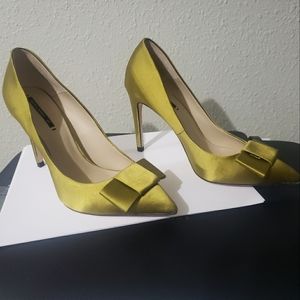 New satin Zara pumps more a 6.5 than 7